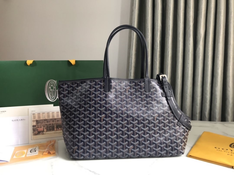 Goyard Pet Bags